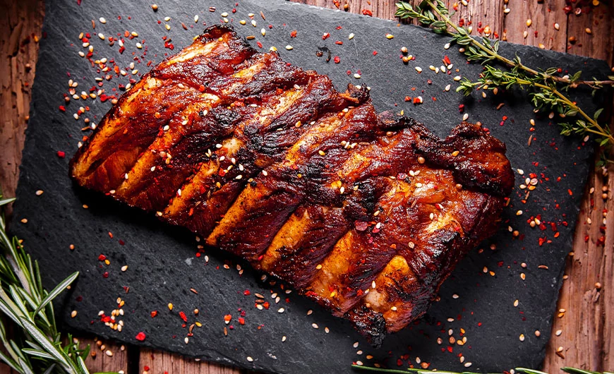 Egyben sült sertésoldalas