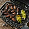 Weber Traveler Compact WW hordozható gázgrill, fekete